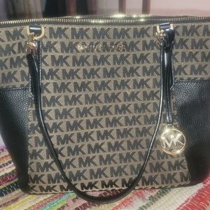Michael Kors Bag Shopper Bedford LG East/West Zip Tote Bag